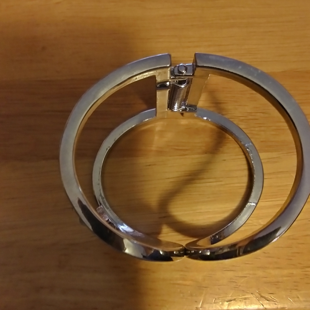 Bracelet - Picture 2 of 4